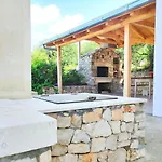 Aldos House *
